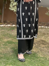 Belizzi Embroidered 2pcs